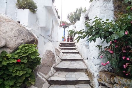 hotels in tinos