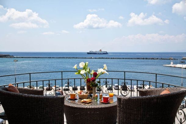 hotel tinos
